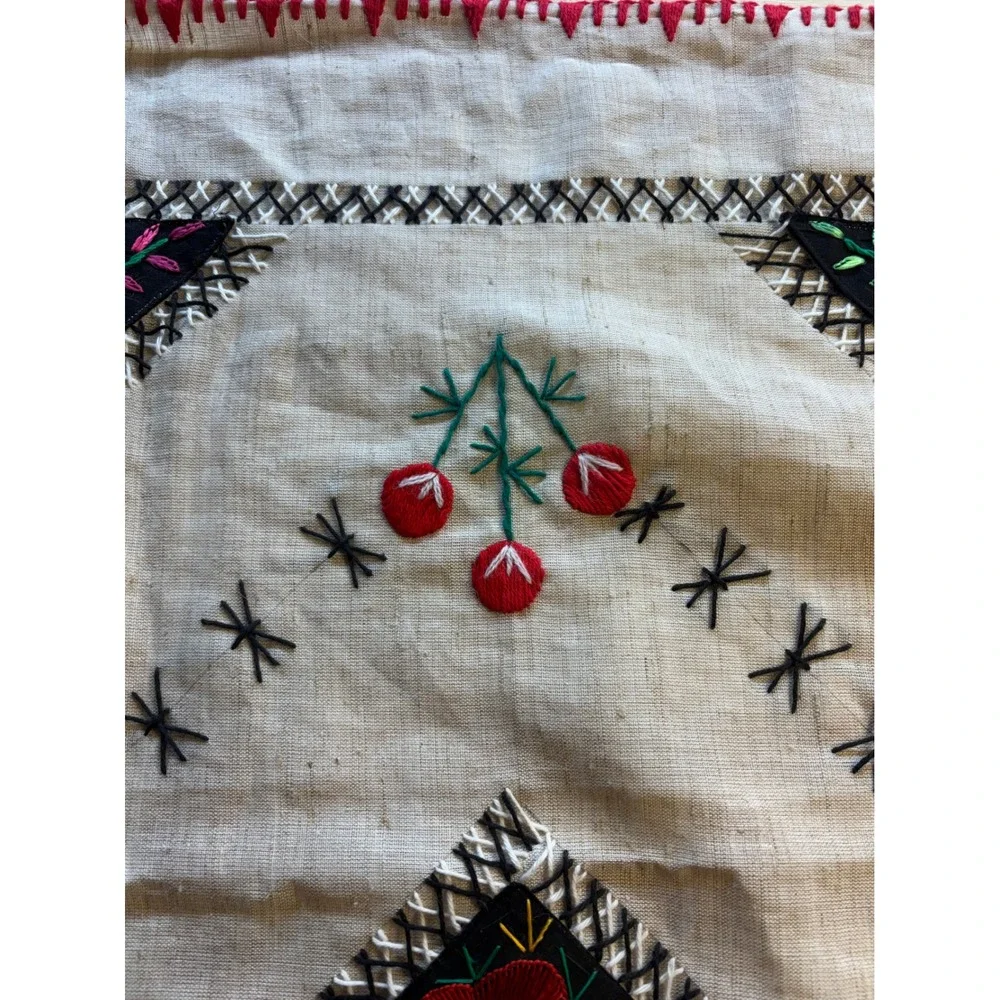 Vintage Hungarian Folklore Embroidered Linen Tablecloth 90s 38x38